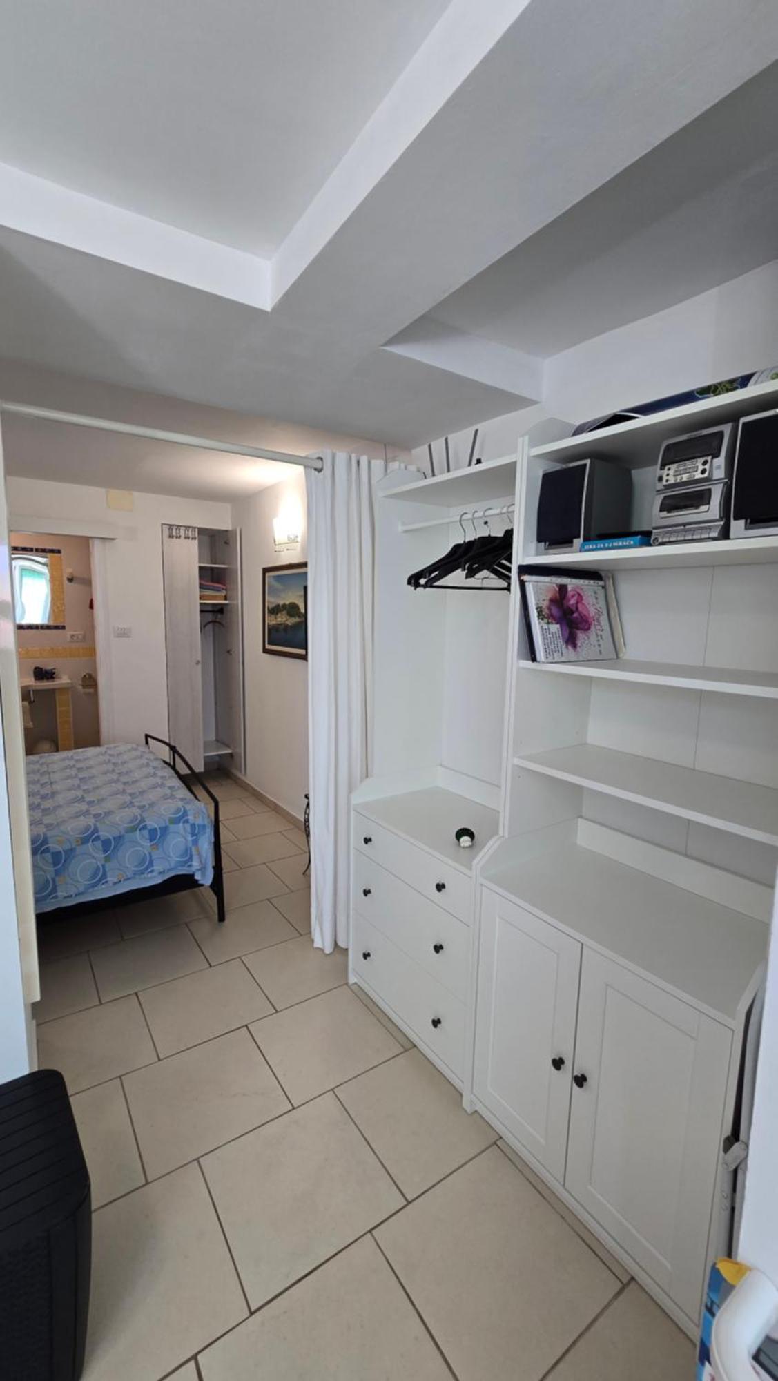 Neno - Terrace & Parking Veli Lošinj