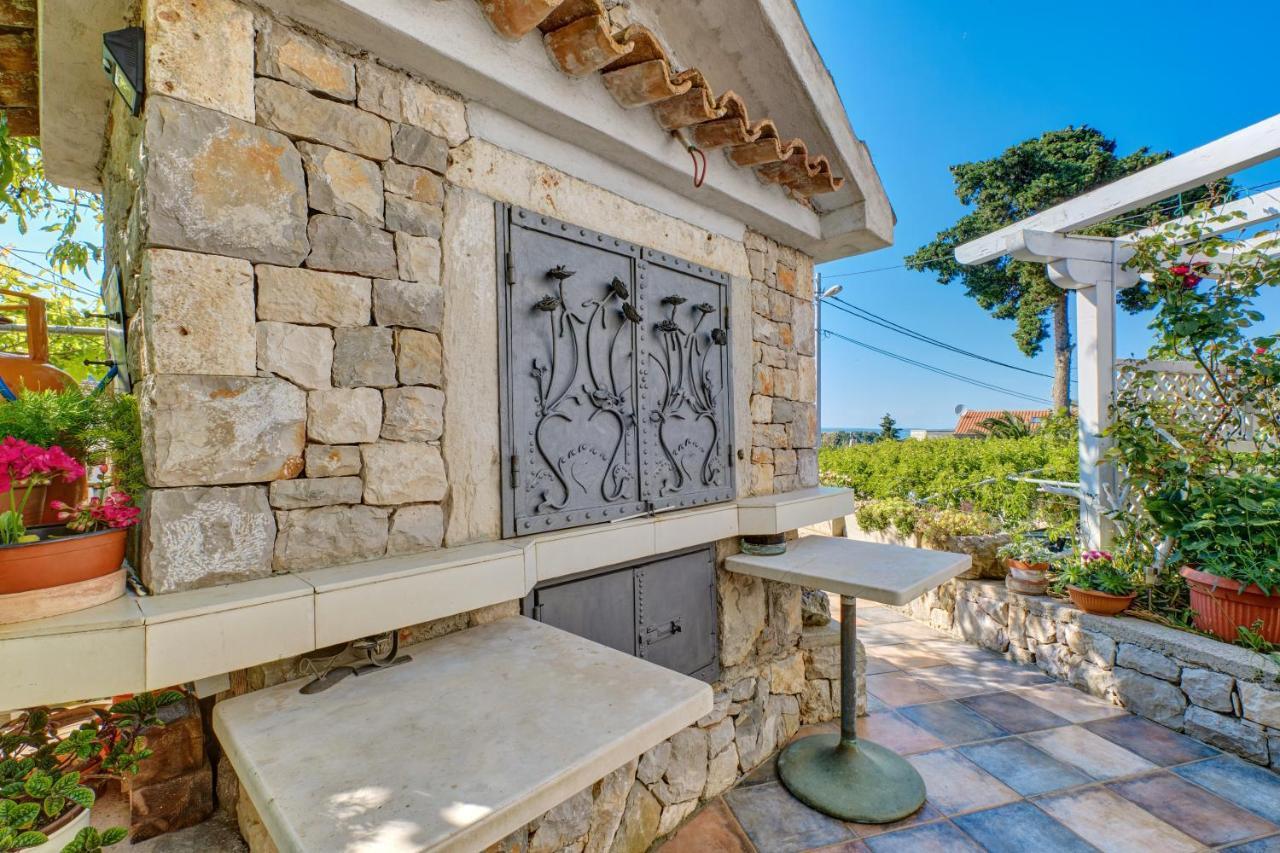 Neno - Terrace & Parking Apartament Veli Lošinj
