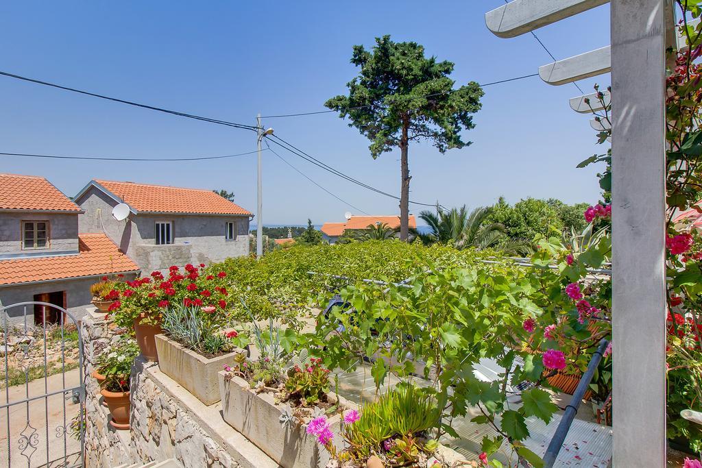 Neno - Terrace & Parking Apartament Veli Lošinj